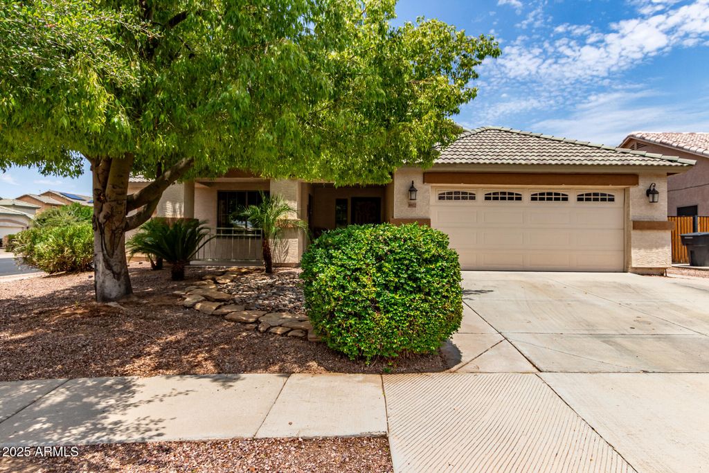 Photo of 10822 W Encanto Boulevard, Avondale, AZ 85392 (MLS # 6891181)