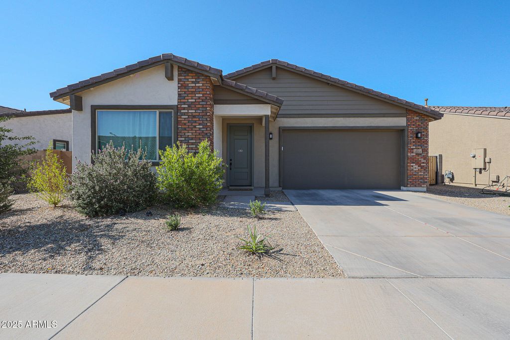 Photo of 10964 W Garfield Street, Avondale, AZ 85323 (MLS # 6879663)