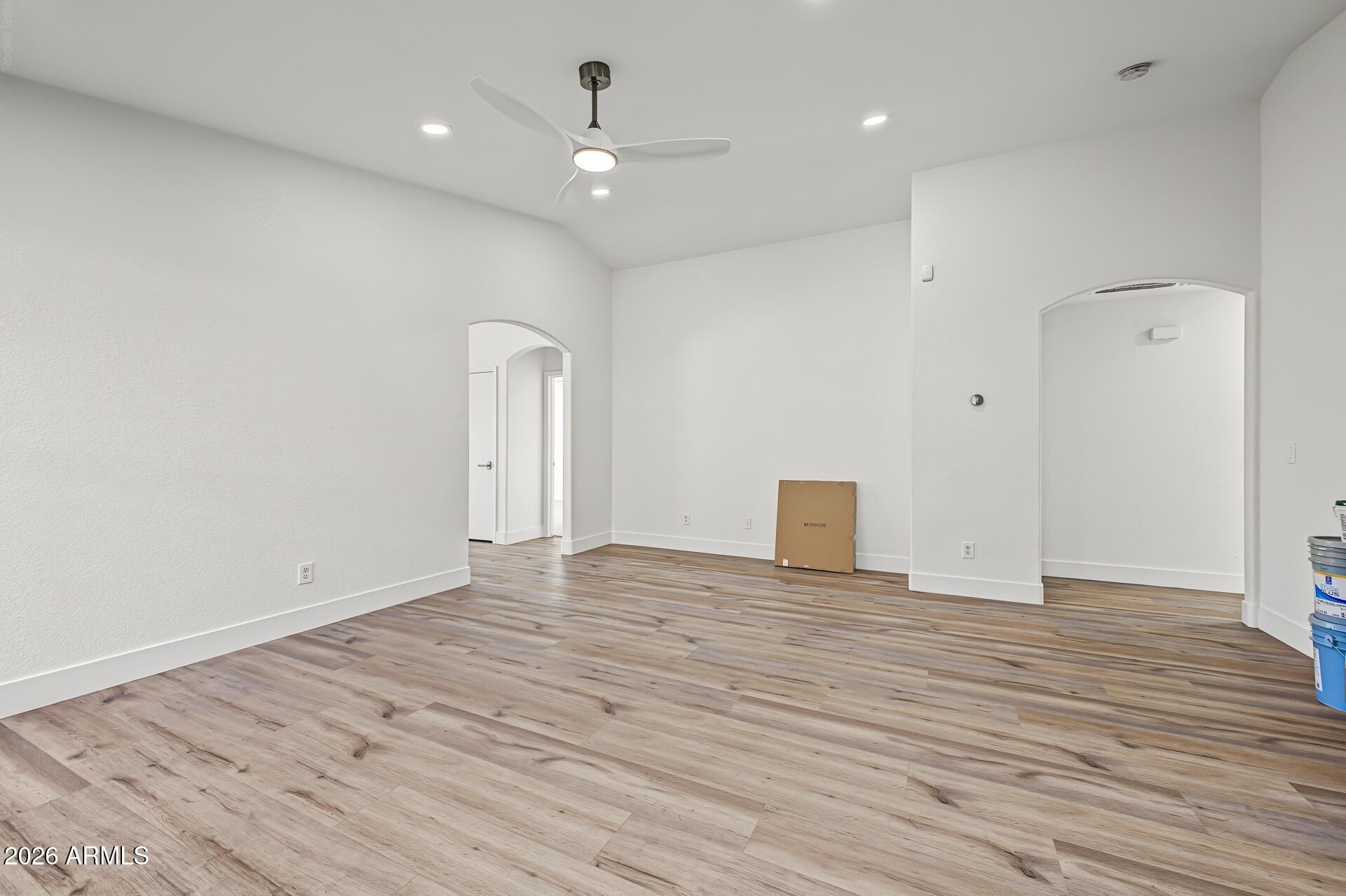 1055 E VERNOA Street