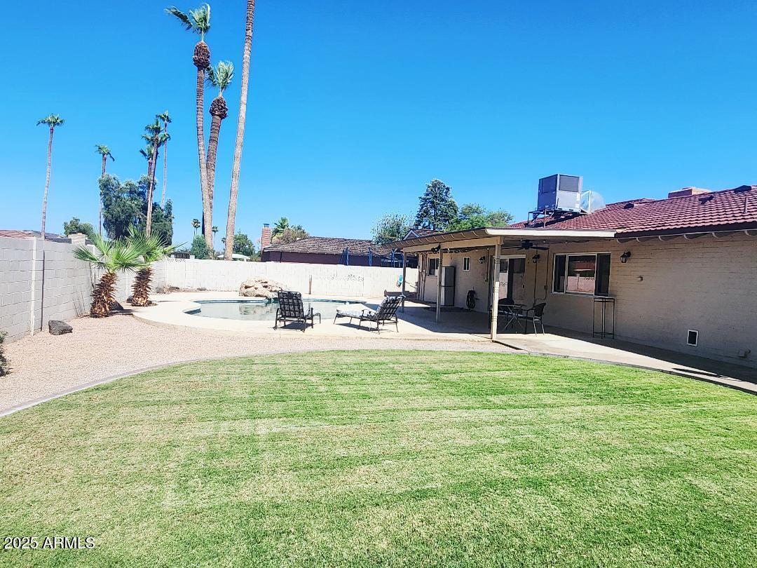 2022 E PEBBLE BEACH Drive
