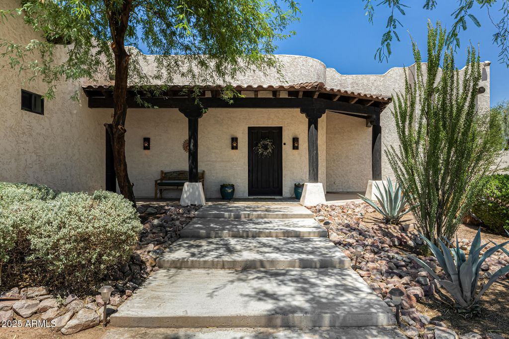 Photo of 750 W Zion Lane, San Tan Valley, AZ 85143 (MLS # 6964723)