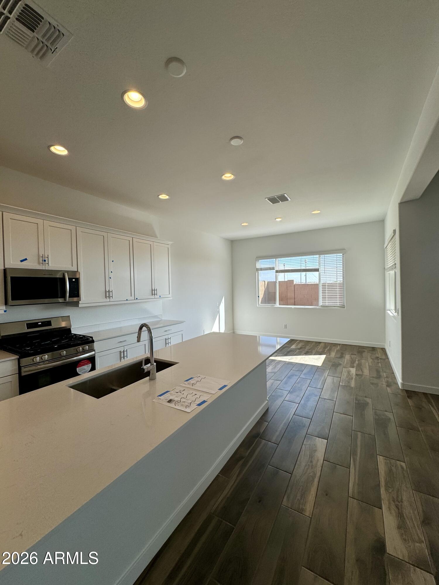 3173 W PEAK VIEW Road