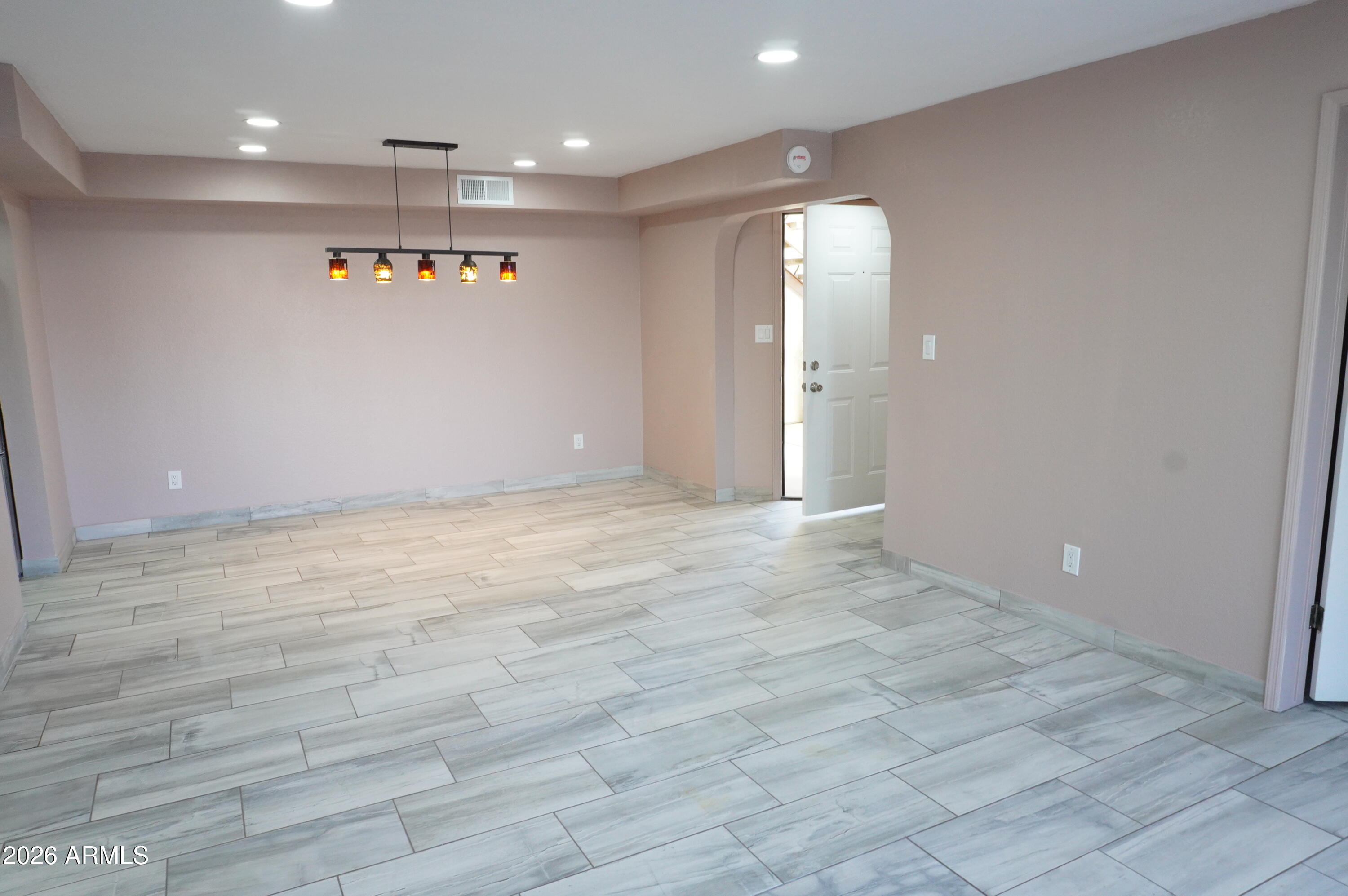 SADDLETREE CONDOMINIUMS - Residential