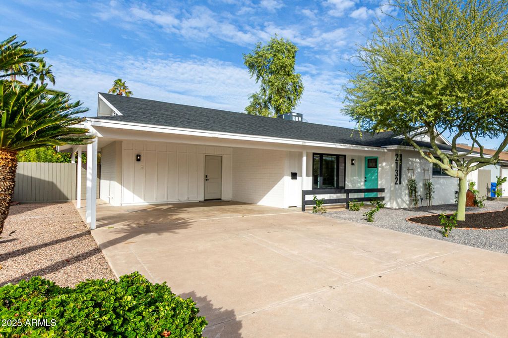 Photo of 2132 E Broadmor Drive, Tempe, AZ 85282 (MLS # 6962260)