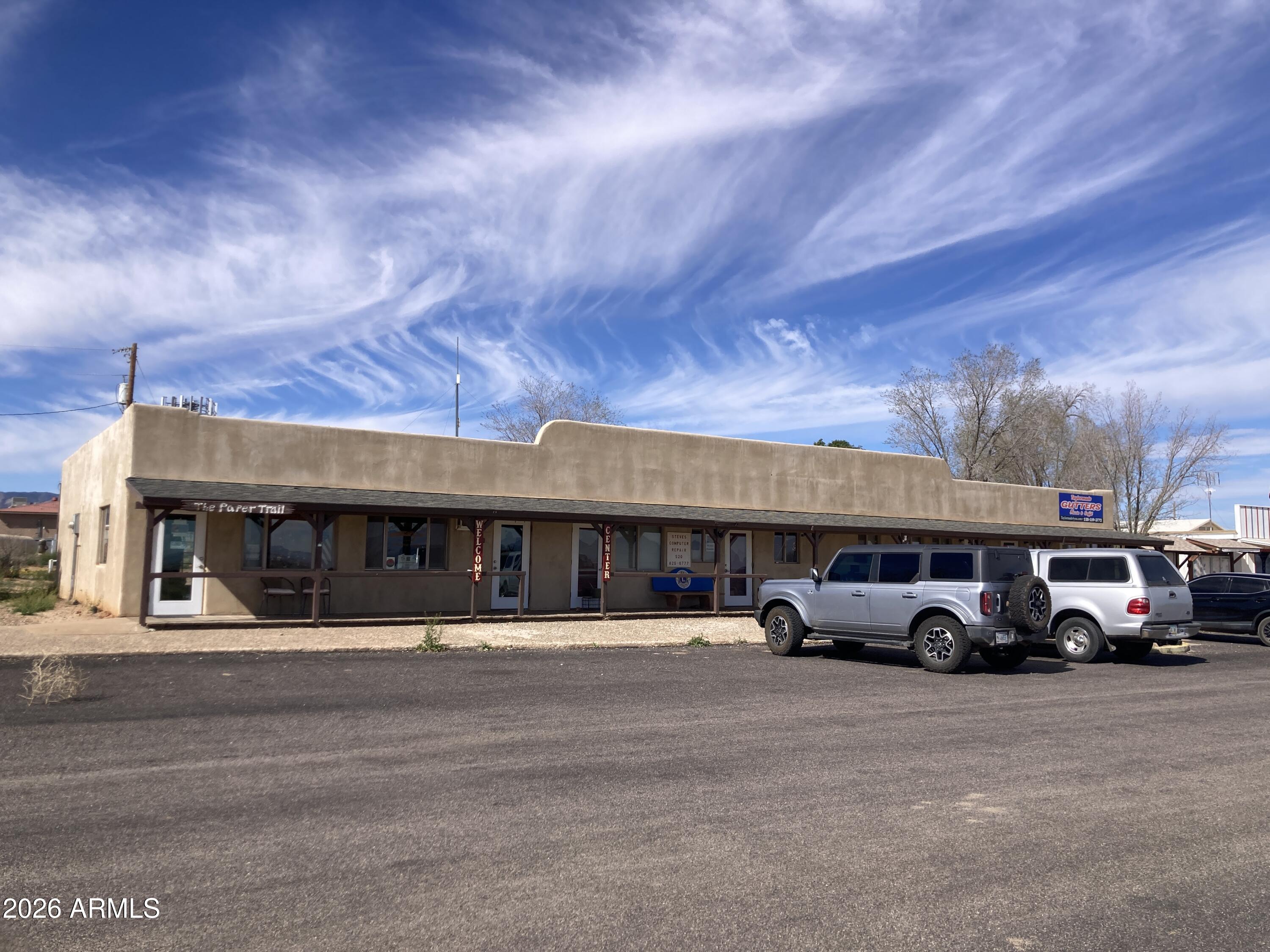 105 N FRONTAGE Road B