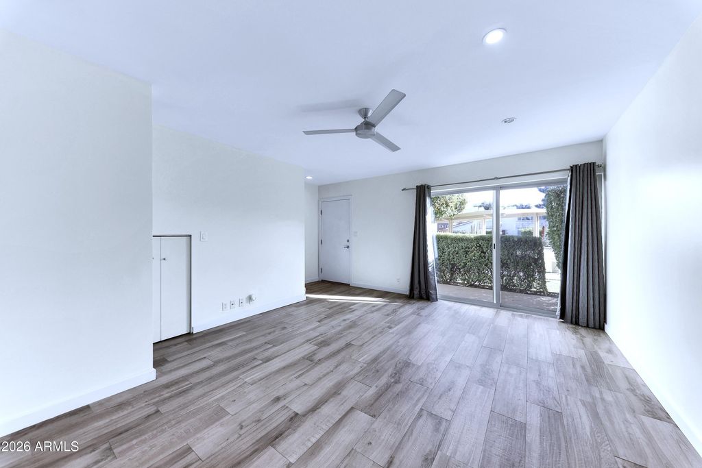 Photo of 4600 N 68th Street #342, Scottsdale, AZ 85251 (MLS # 6974288)