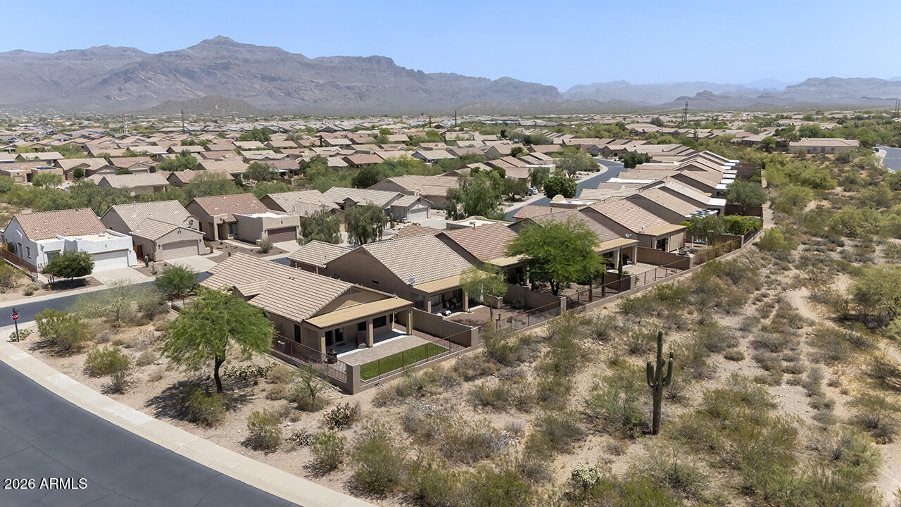 PERALTA TRAILS - Residential