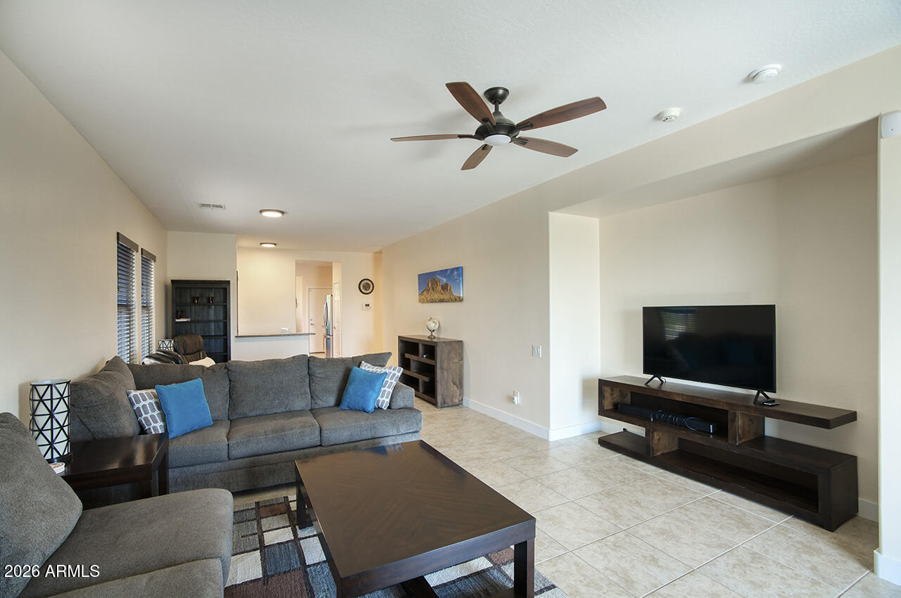 PERALTA TRAILS - Residential