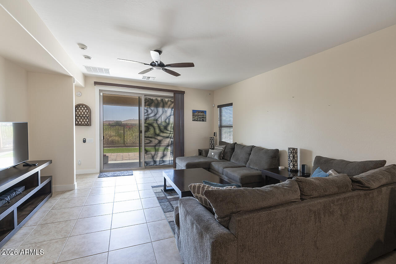 PERALTA TRAILS - Residential