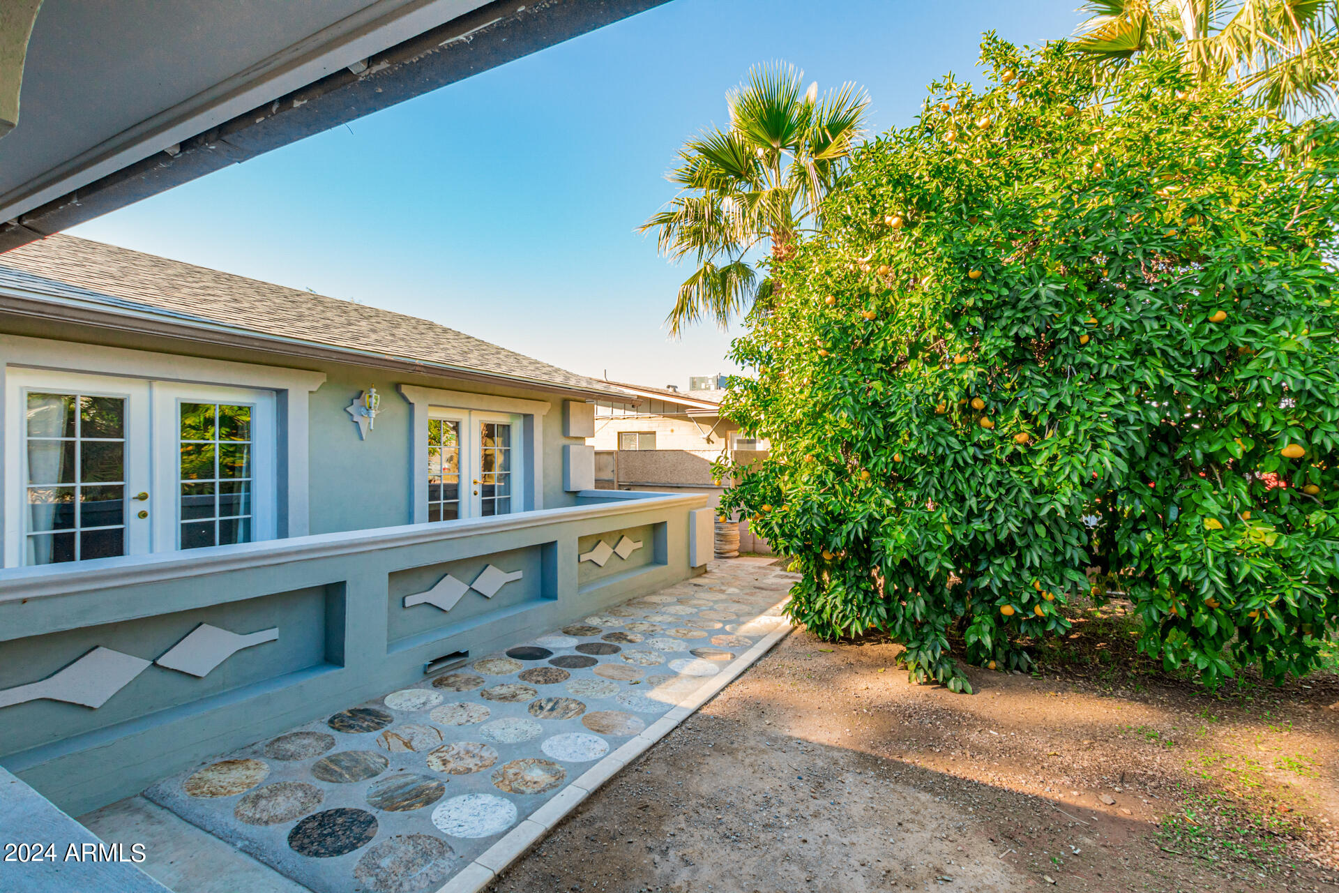 4747 W SUNNYSIDE Avenue