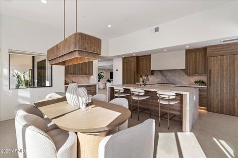 Photo of 7042 E Orange Blossom Lane, Paradise Valley, AZ 85253 (MLS # 6957094)