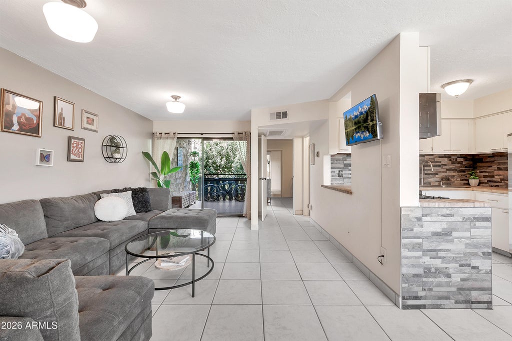 Photo of 4950 N Miller Road #240, Scottsdale, AZ 85251 (MLS # 7096082)