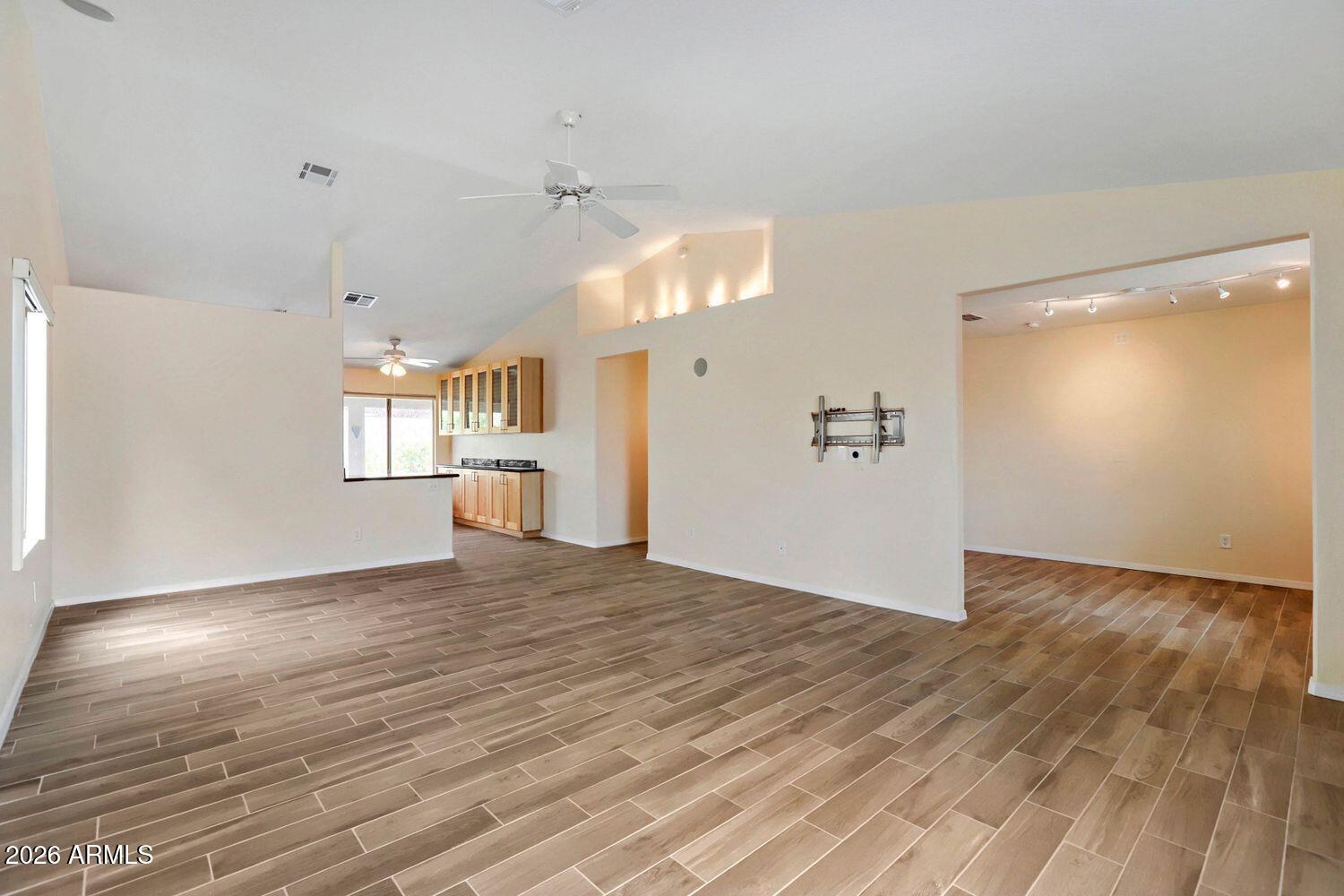 3826 W PARK VIEW Lane