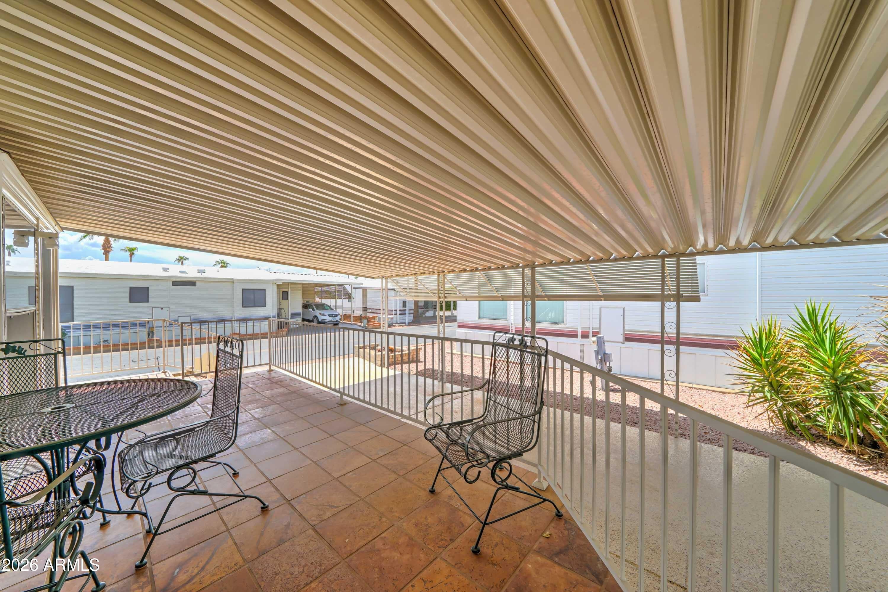 111 S GREENFIELD Road 822
