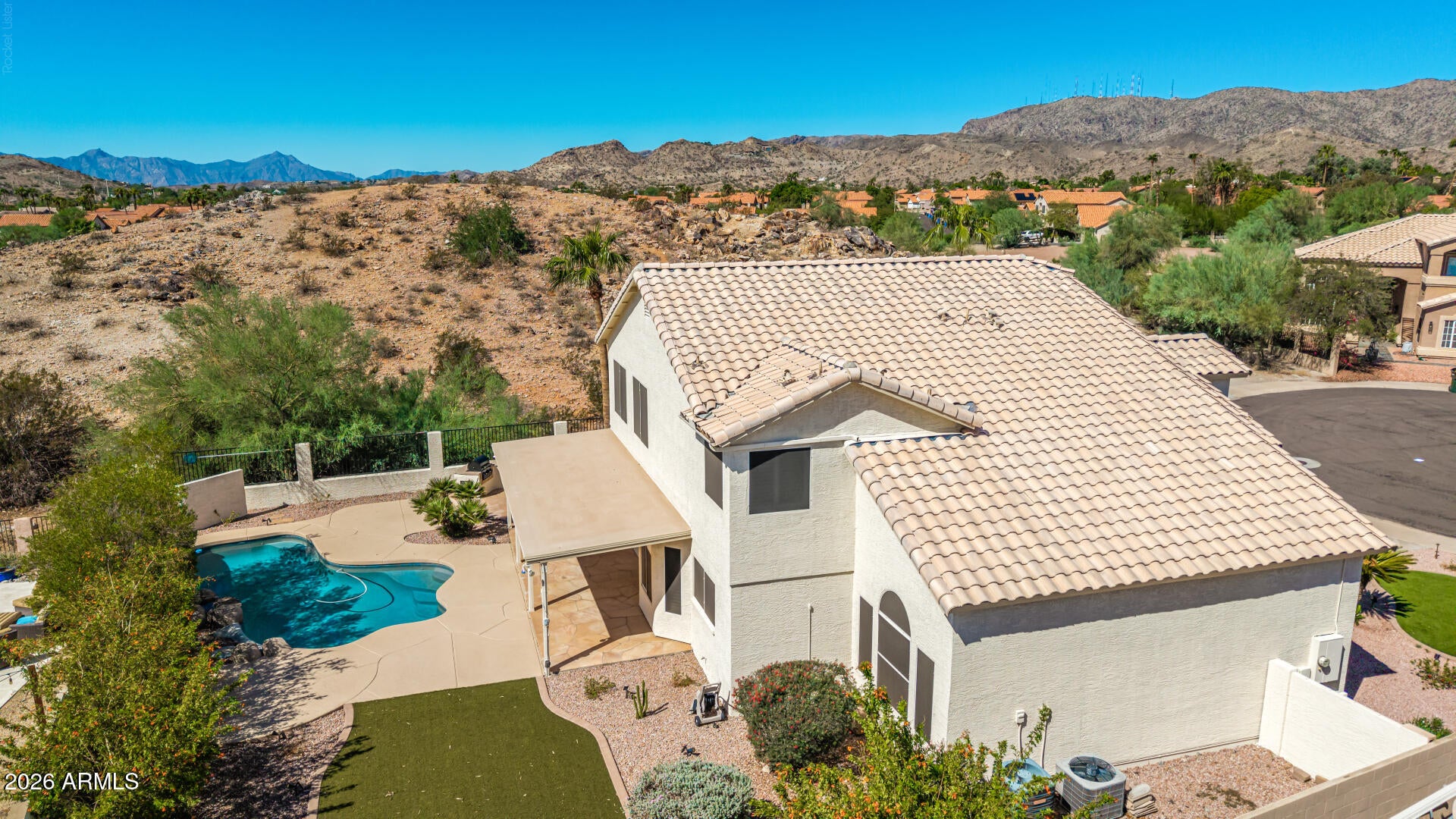 Properties 3 3007 E THUNDERHILL Place