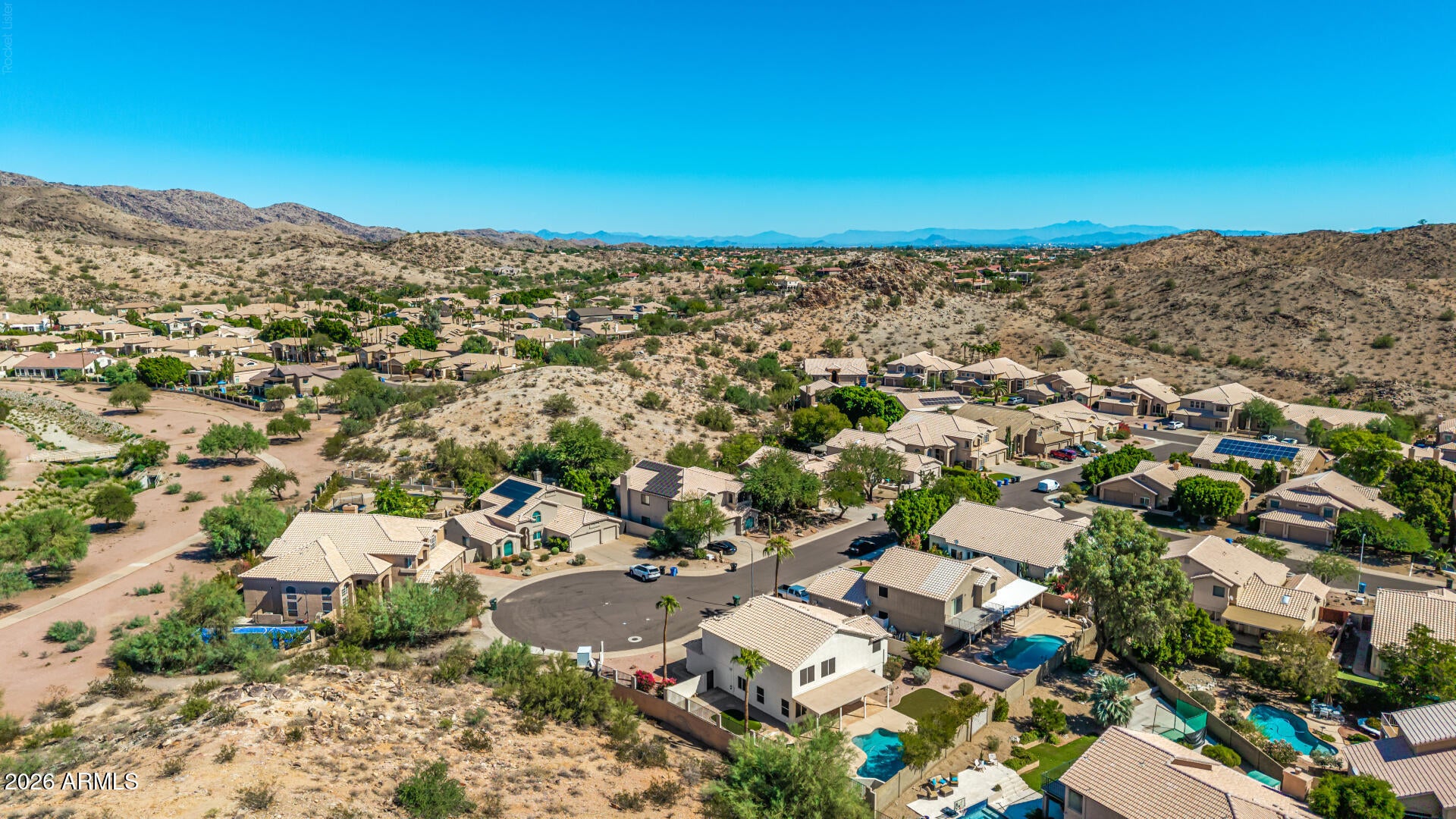 Properties 4 3007 E THUNDERHILL Place