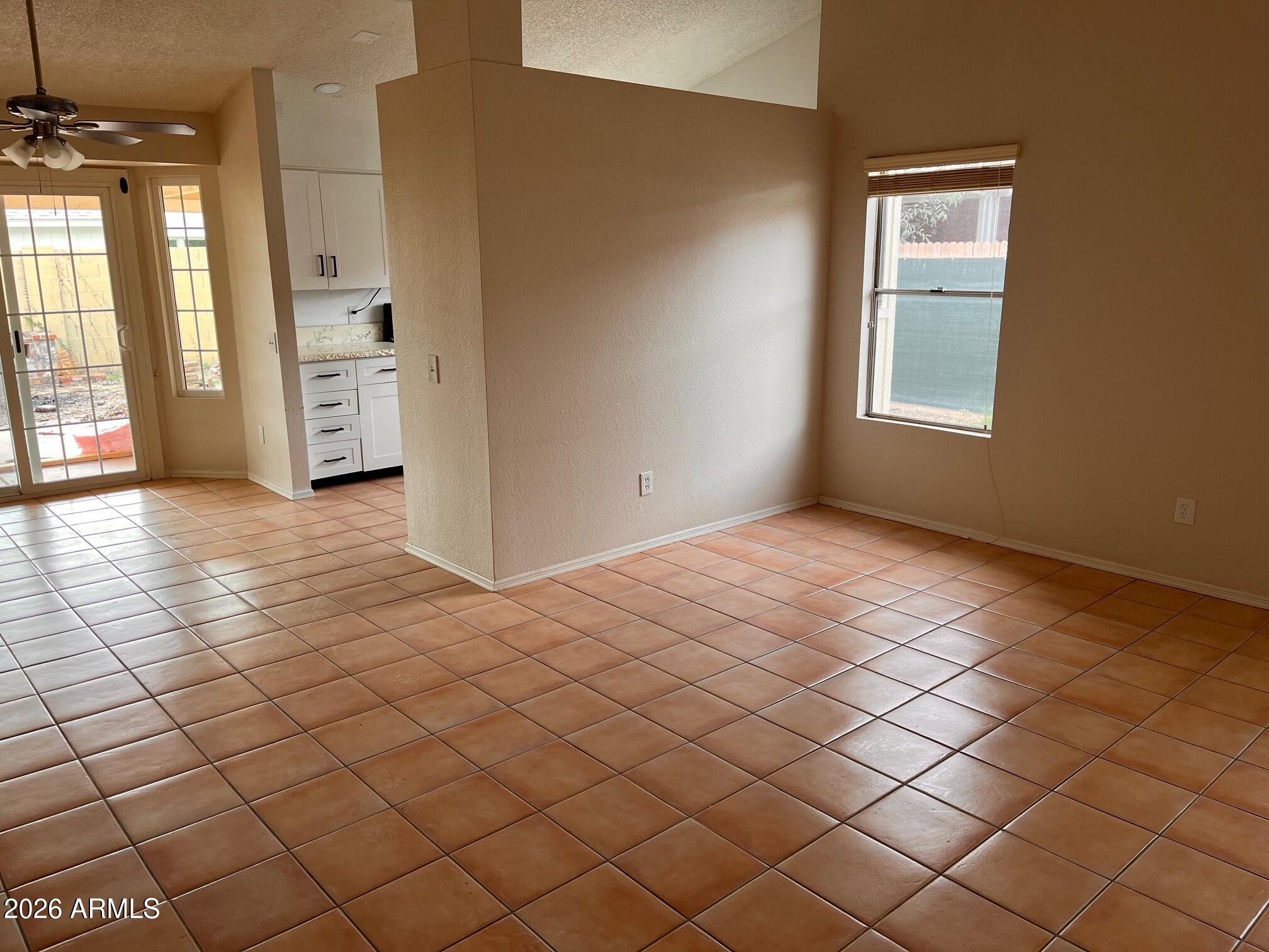 3406 W IRMA Lane