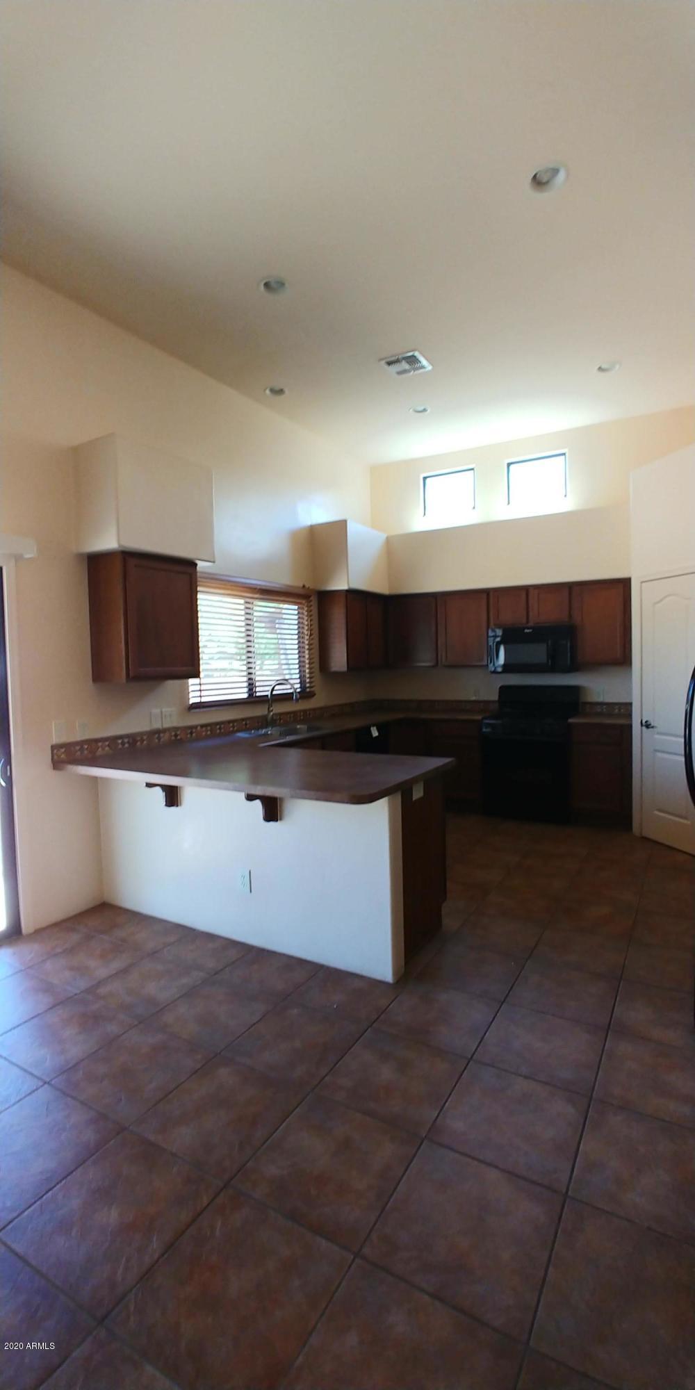 LEGENDS AT VALIENTE UNIT 2 - Residential
