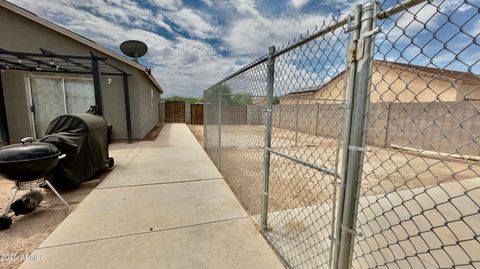 A home in Arizona City