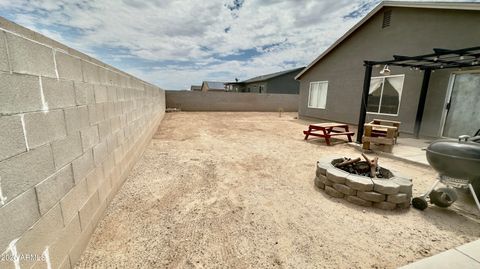 A home in Arizona City