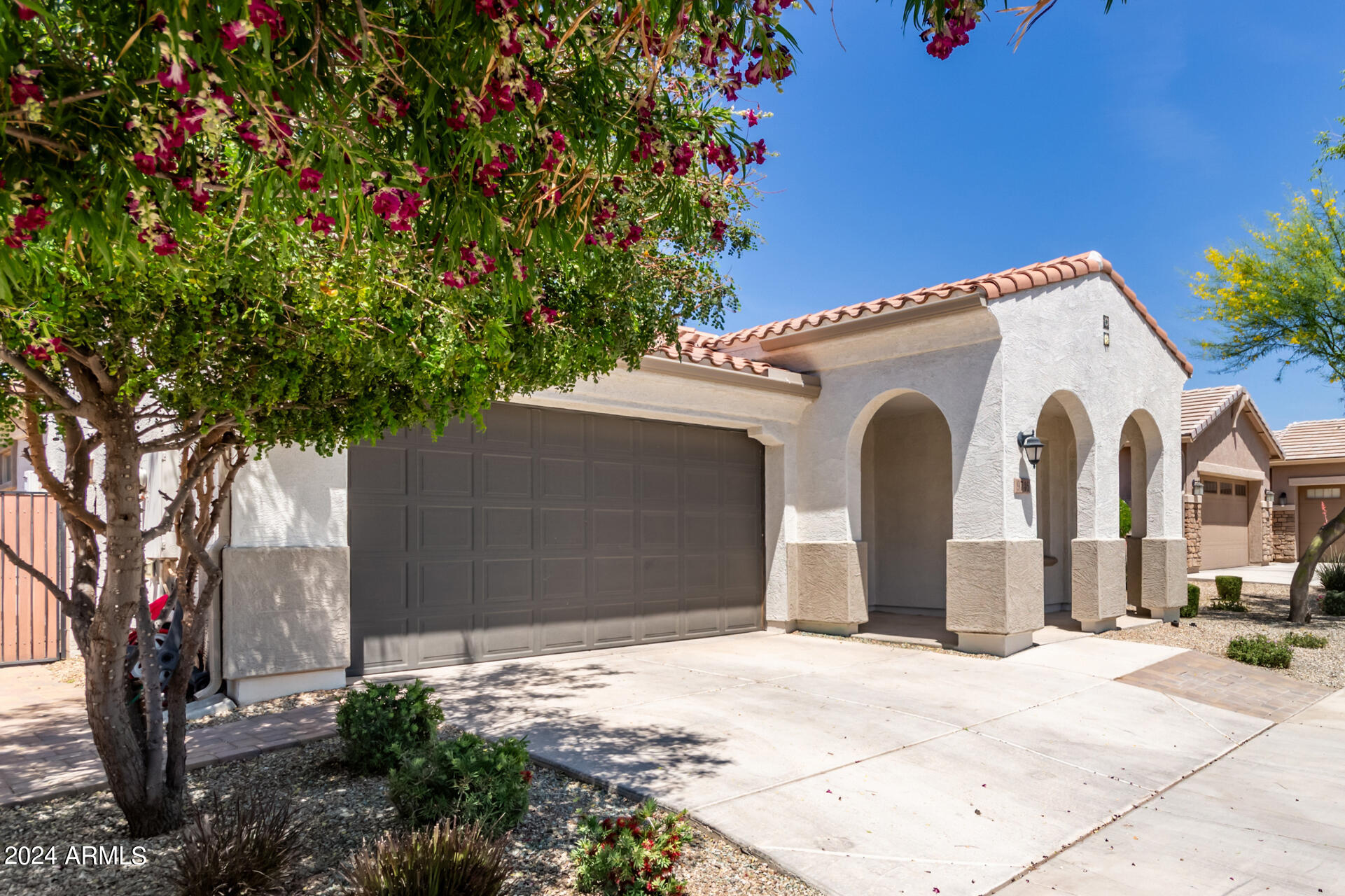 9746 E TUMBLEWEED Avenue