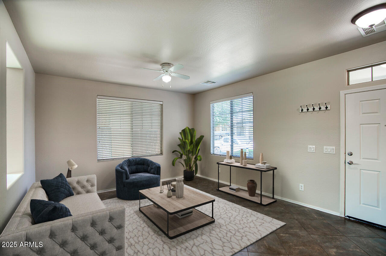 2909 S HANSEN Drive