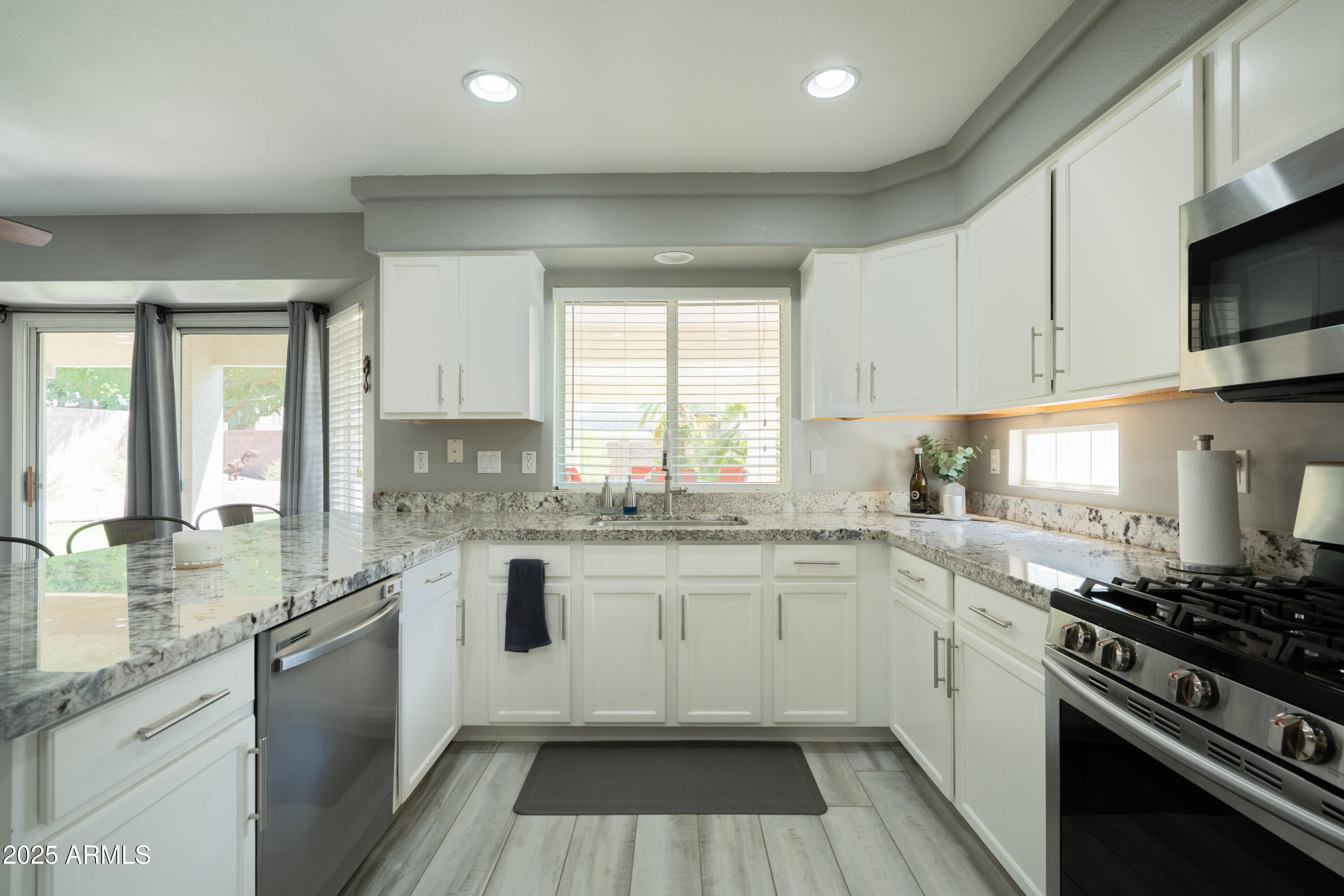 6337 W AVENIDA DEL REY --