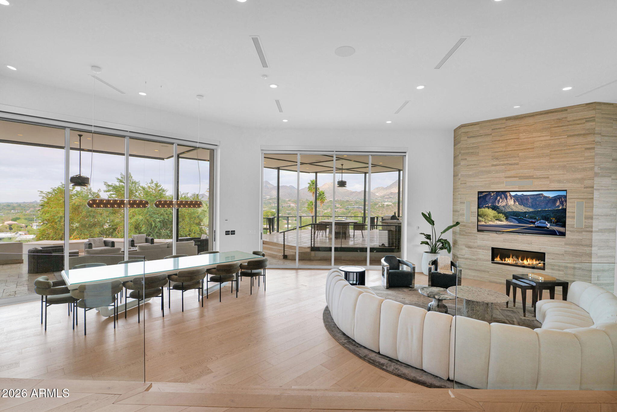 5632 N CAMELBACK CANYON Drive