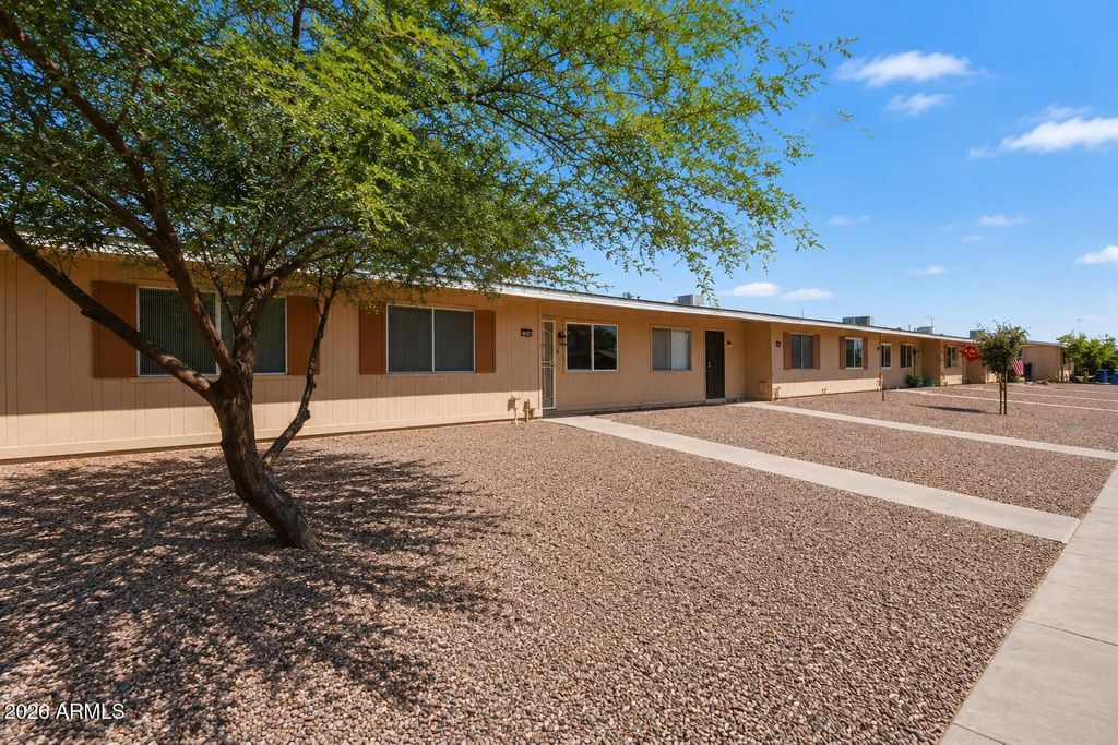 Photo of 13606 N 110th Avenue #15B, Sun City, AZ 85351 (MLS # 7030498)