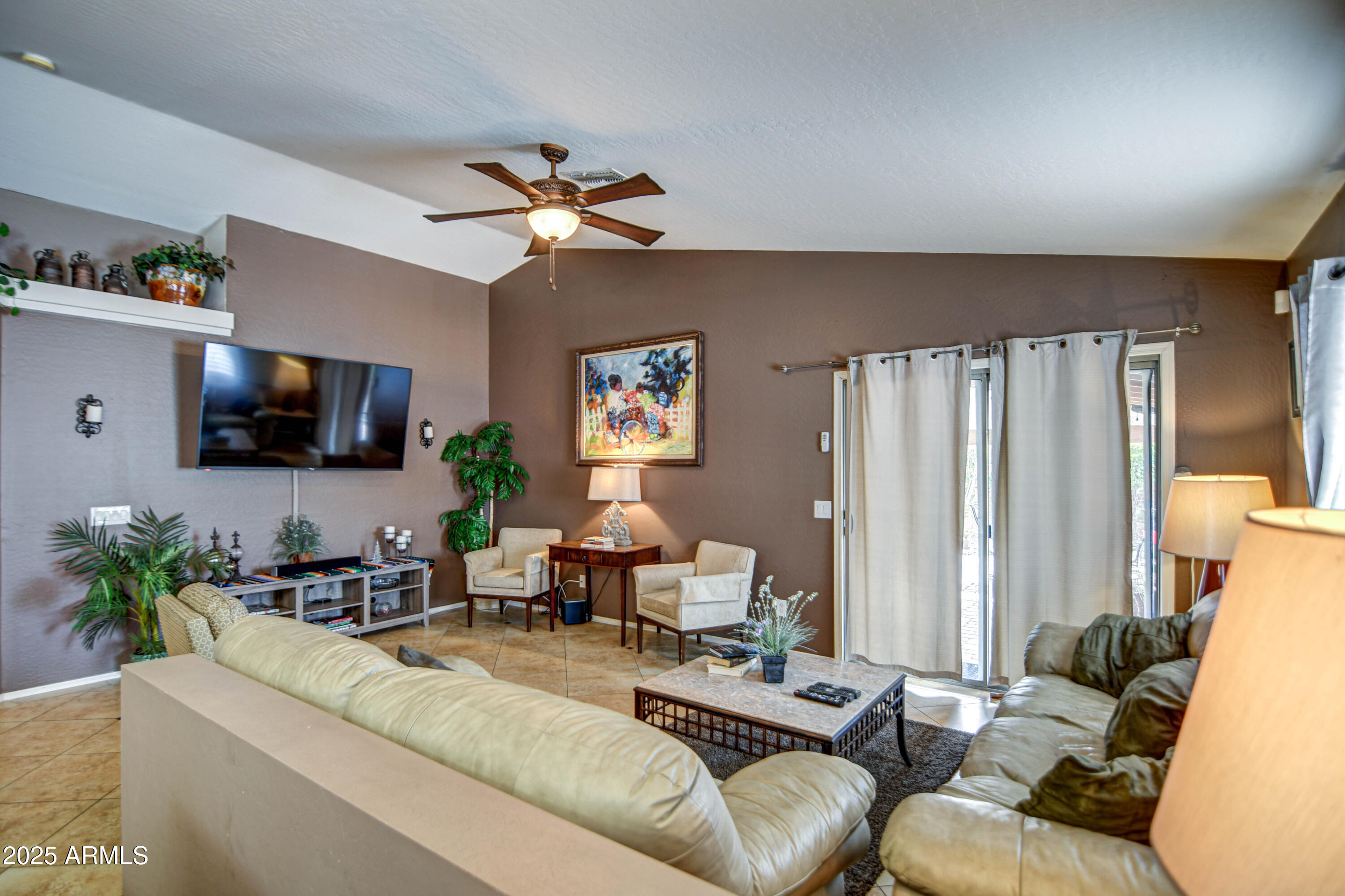 13037 W LISBON Lane