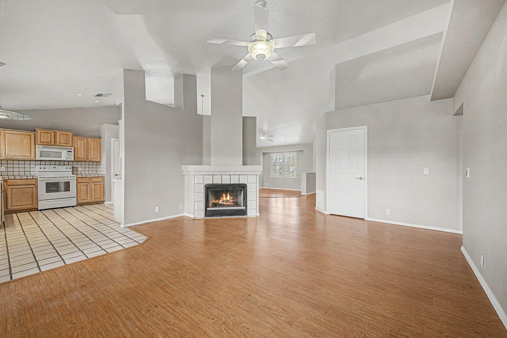 5719 E Saint John Road