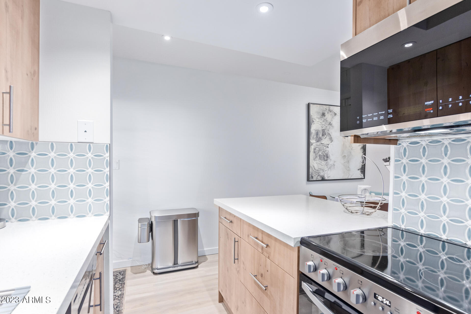 1449 E HIGHLAND Avenue 9