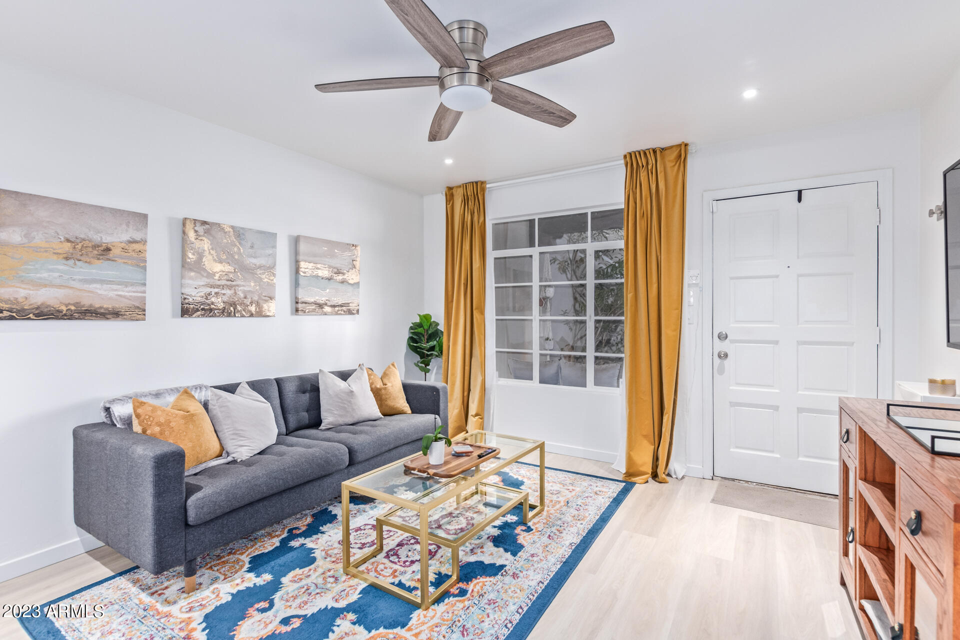 1449 E HIGHLAND Avenue 9