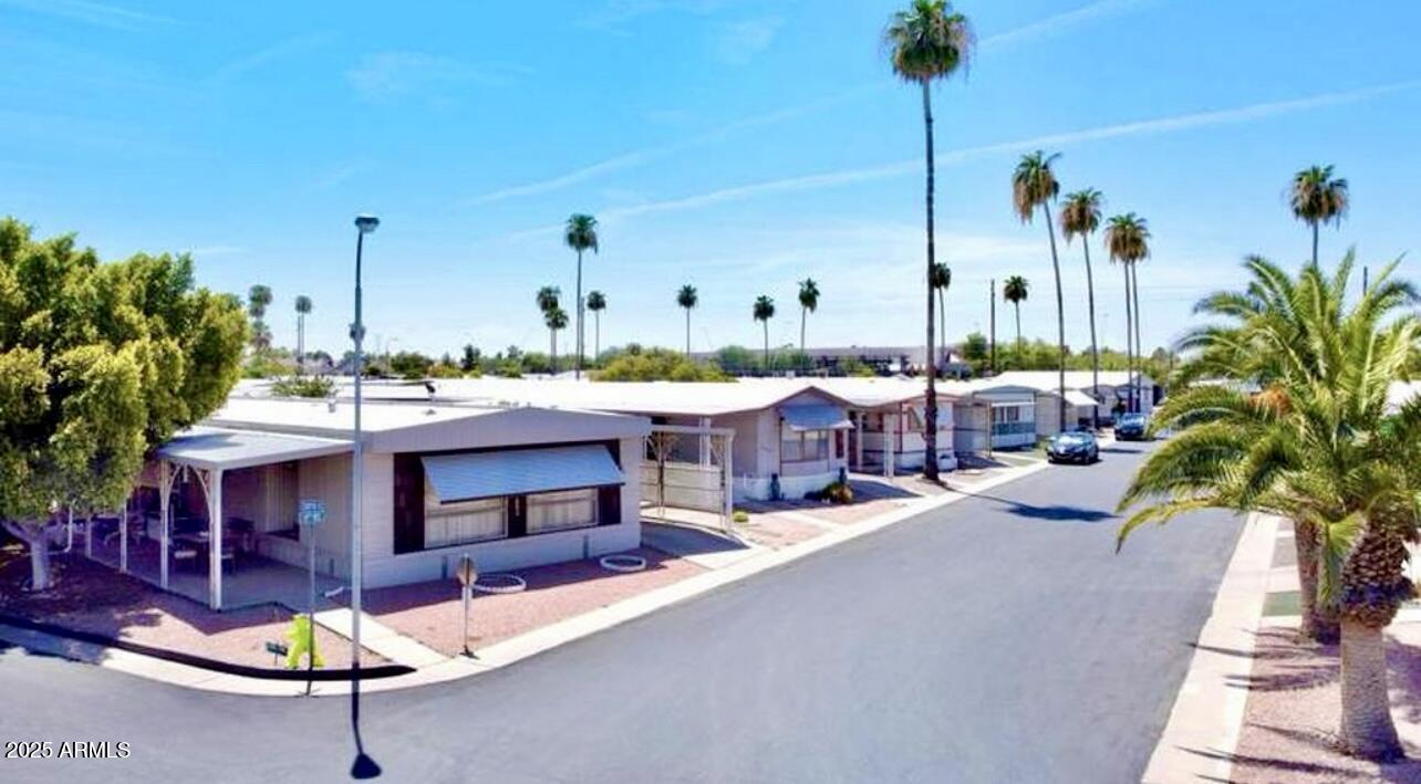 305 S VAL VISTA Drive 243