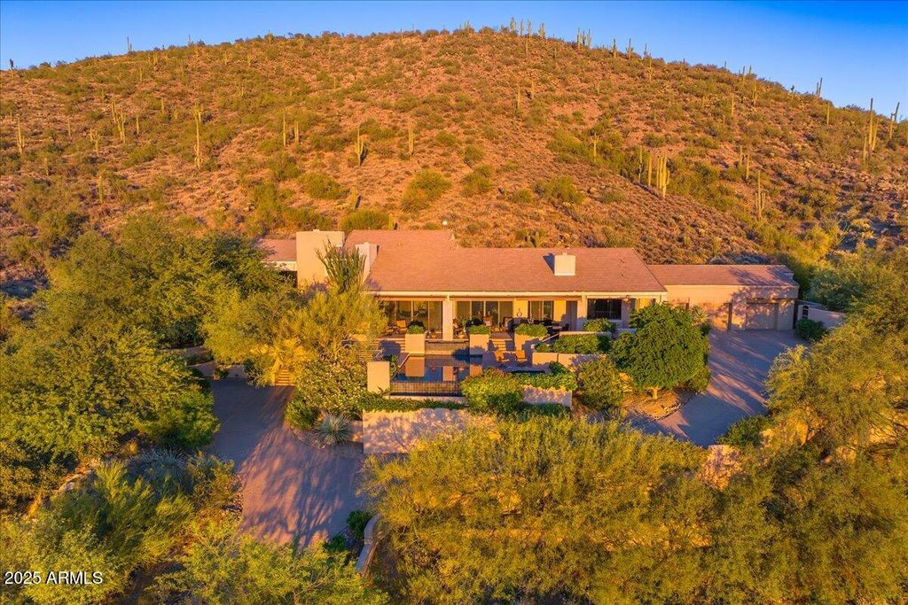 Photo of 39405 N Tom Morris Road, Scottsdale, AZ 85262 (MLS # 6931795)