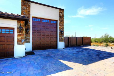 A home in Cave Creek