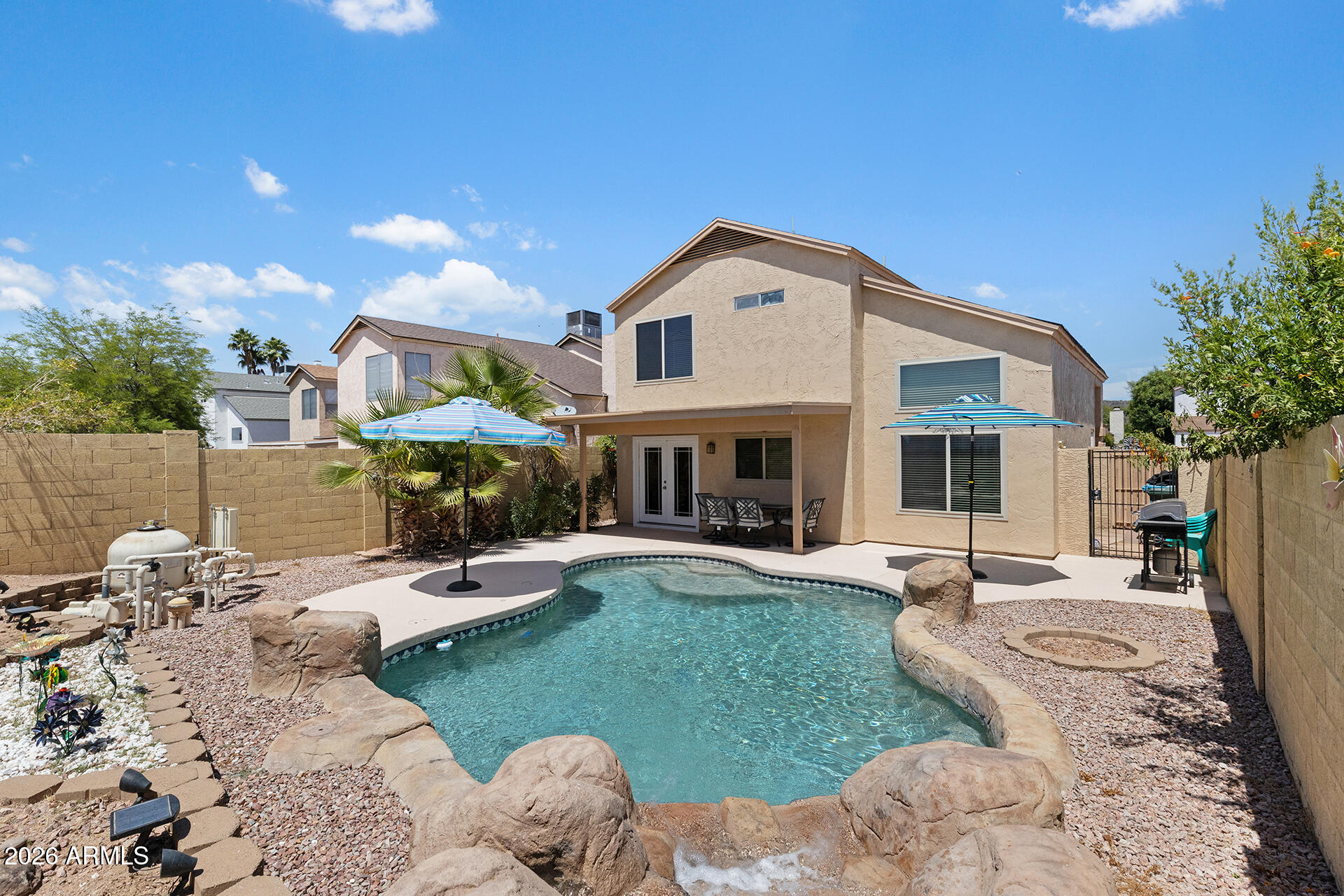 3947 W WHISPERING WIND Drive