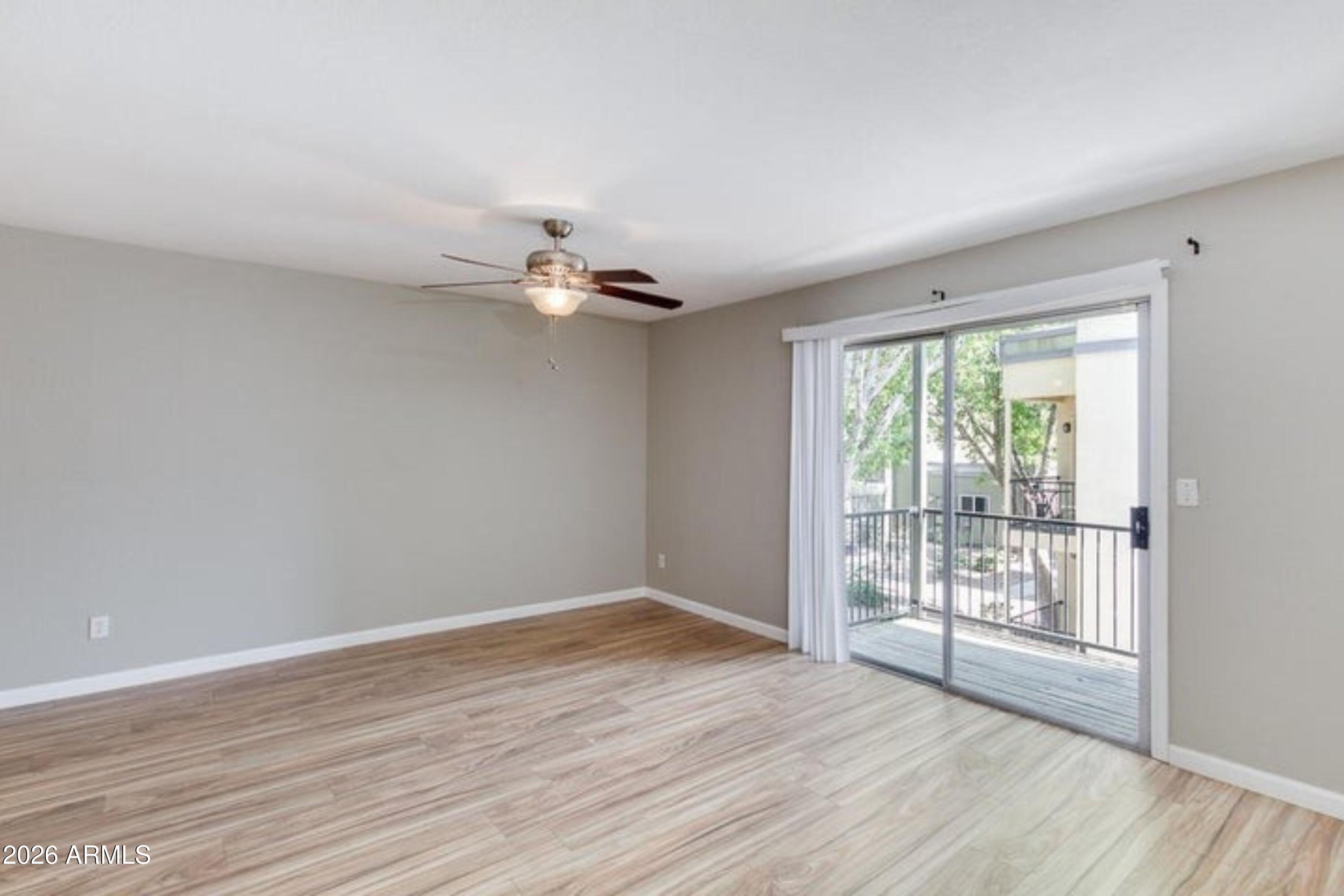 740 W ELM Street 254