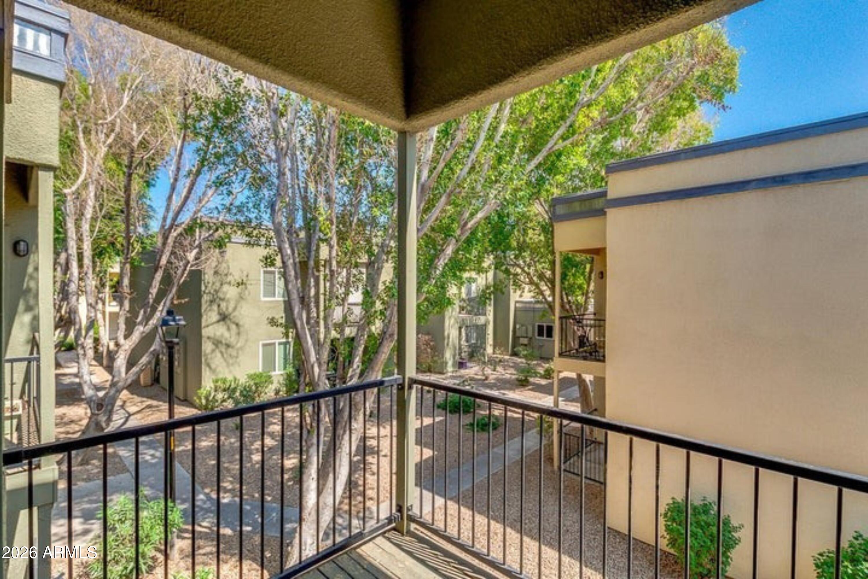 740 W ELM Street 254