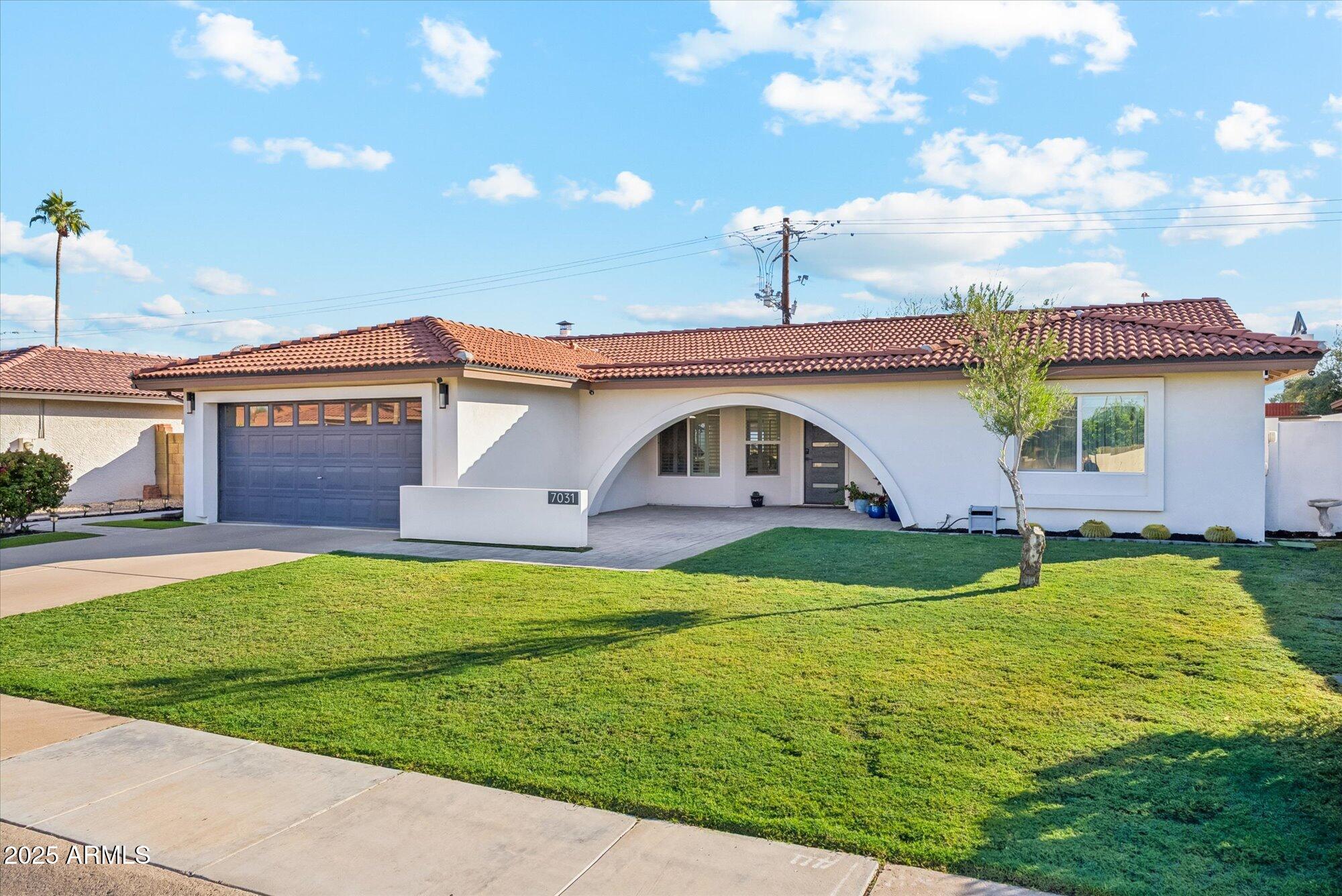 7031 N VIA DE LA SIESTA --