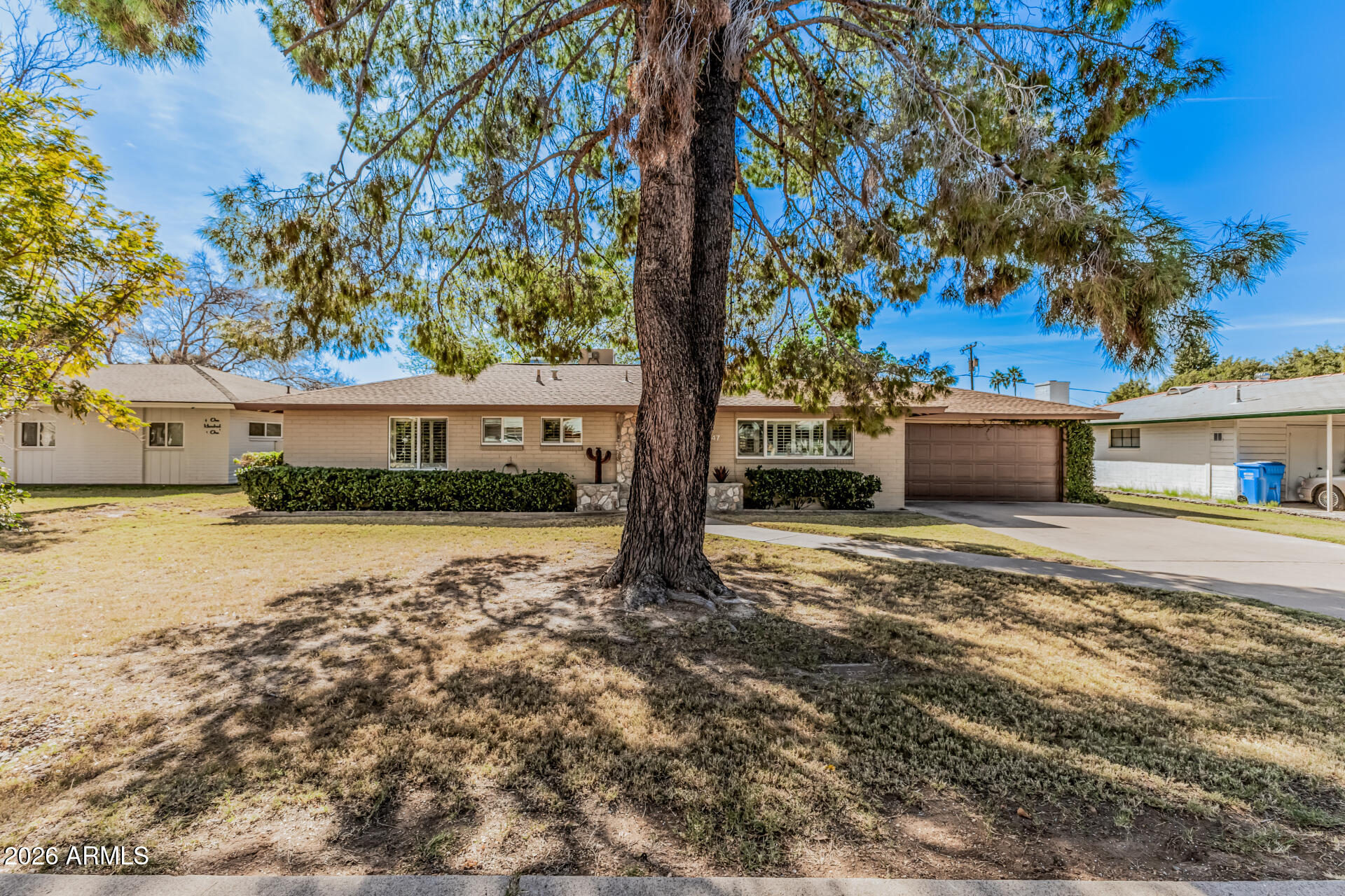 47 E ROYAL PALM Road