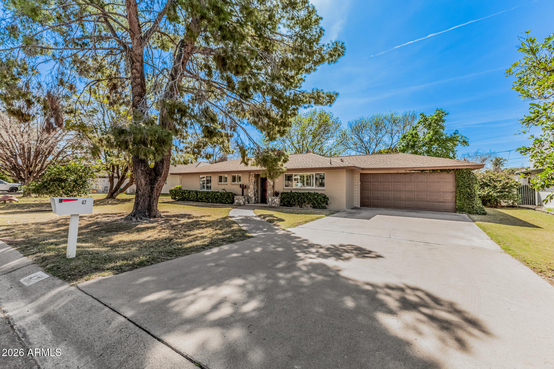 47 E ROYAL PALM Road