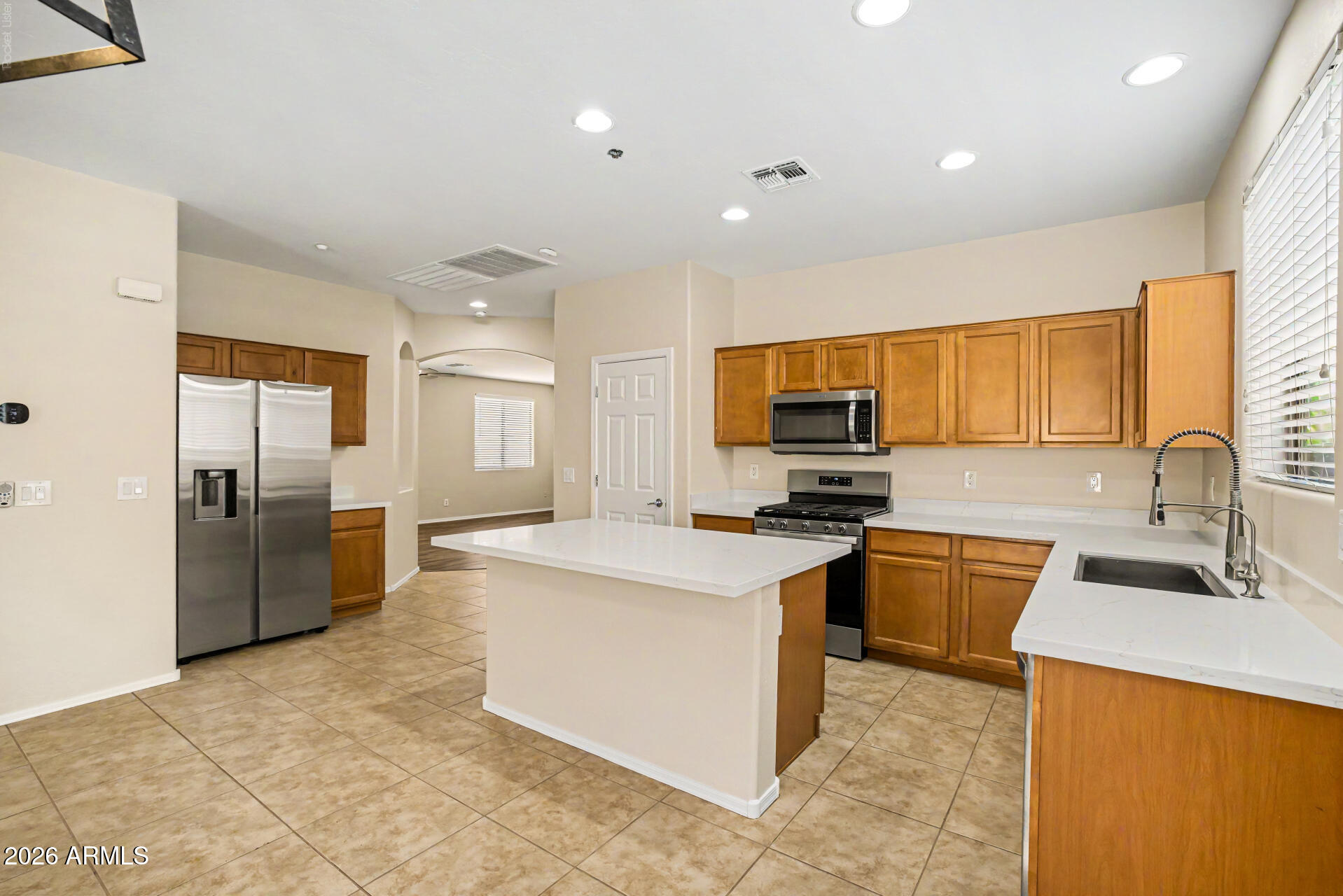 12092 W EAGLE RIDGE Lane