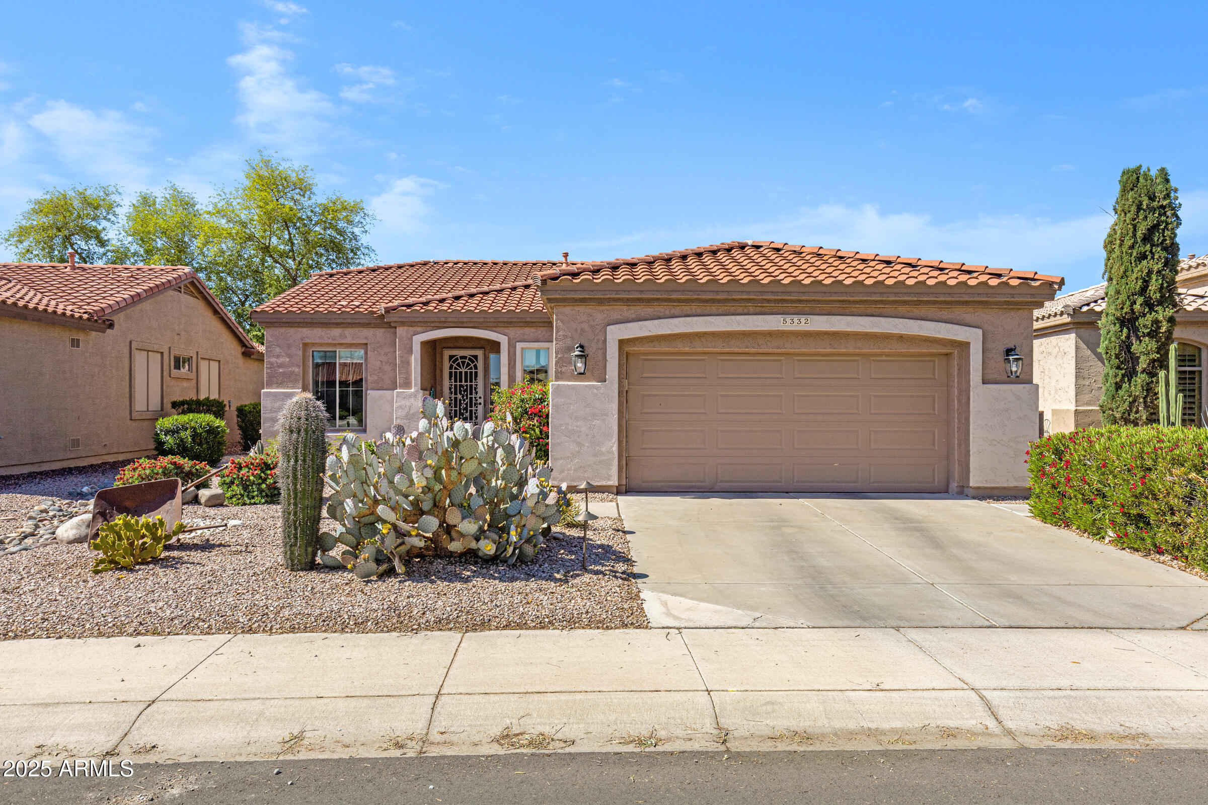 Gilbert, Arizona 85298, United States, 2 Bedrooms Bedrooms, ,2 BathroomsBathrooms,Residential,Pending,116590