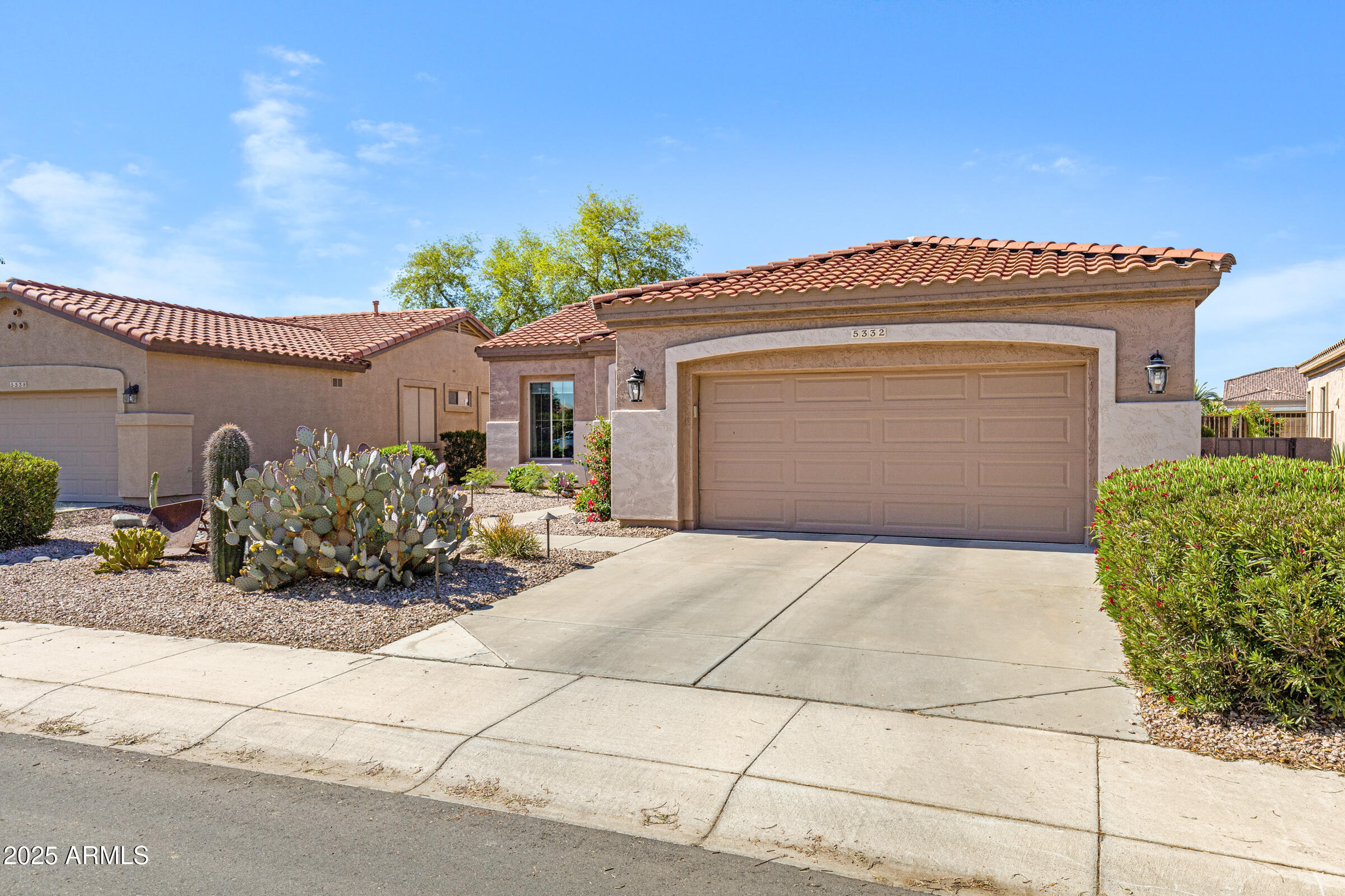 Gilbert, Arizona 85298, United States, 2 Bedrooms Bedrooms, ,2 BathroomsBathrooms,Residential,Pending,116590