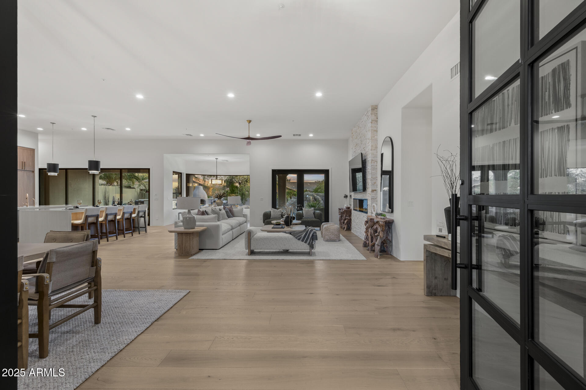 12113 E LAUREL Lane