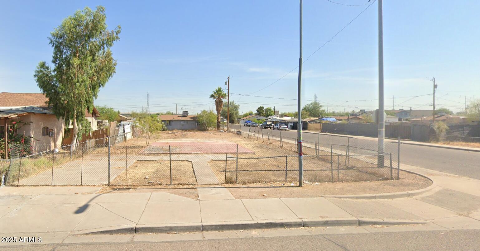 2002 W MARICOPA Street 2