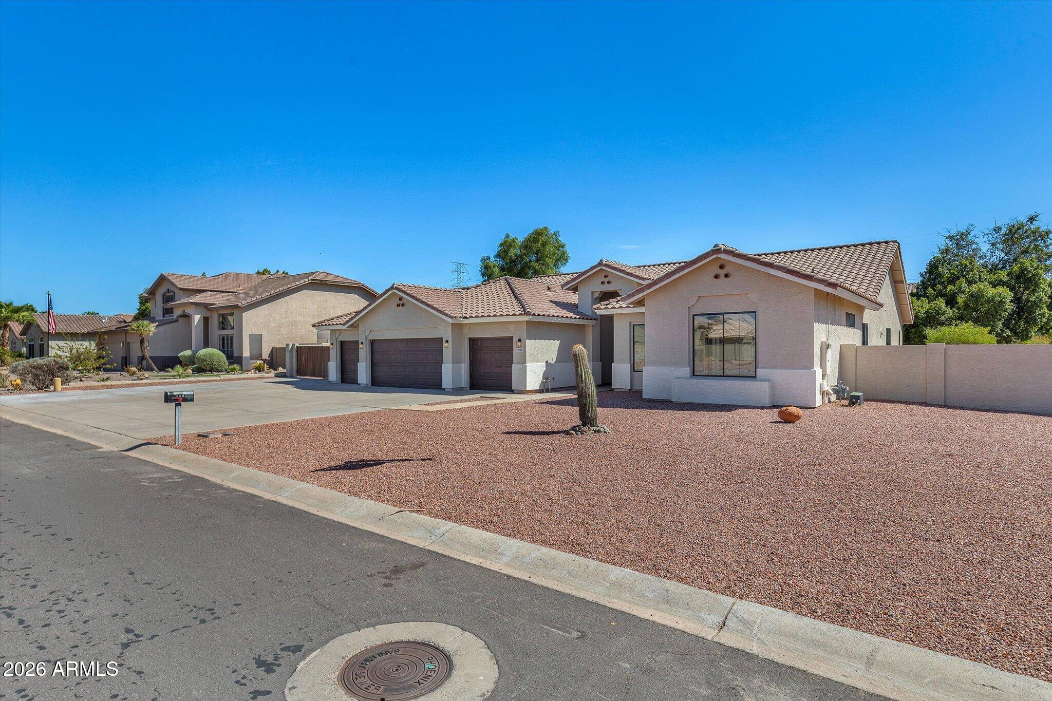 5533 W WEST WIND Drive