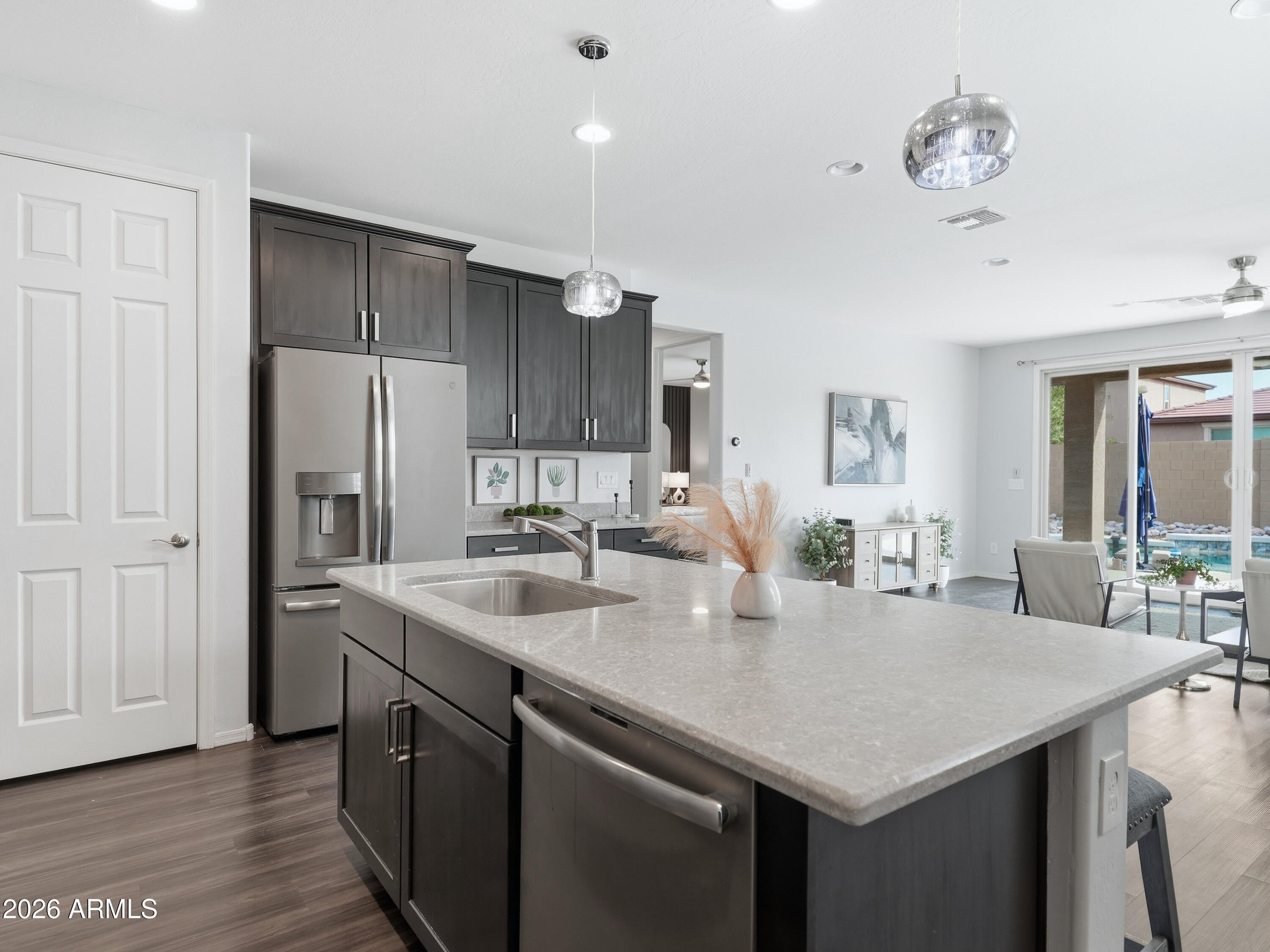 4459 W FEDERAL Way