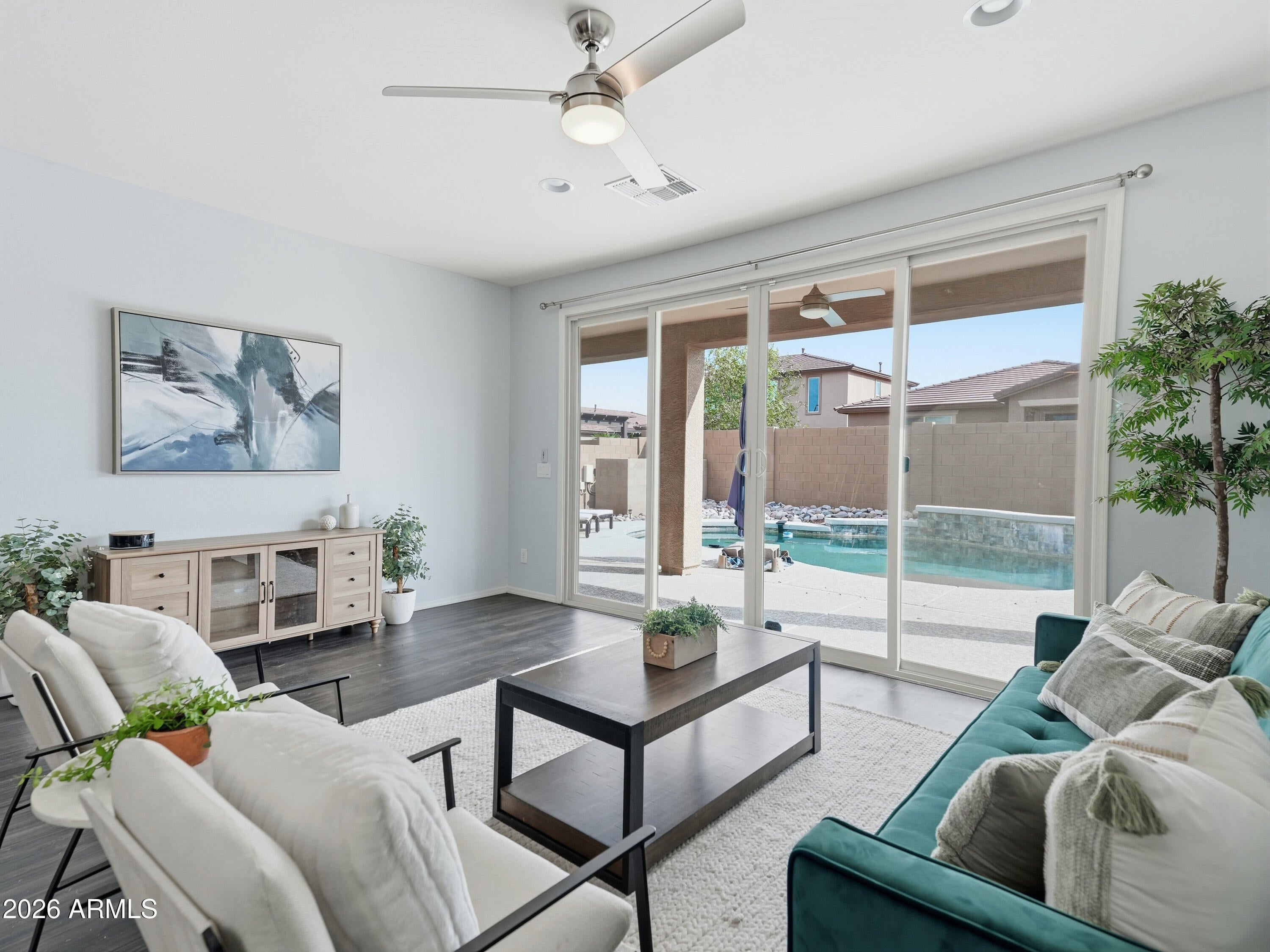 4459 W FEDERAL Way